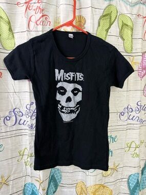 Misfits Black Band Tee with Skull Graphic